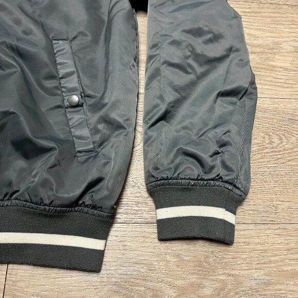 Stussy 80 Nylon Bomber Varsity Jacket Snap Size Medium Excellent Conditi - Picture 3 of 13